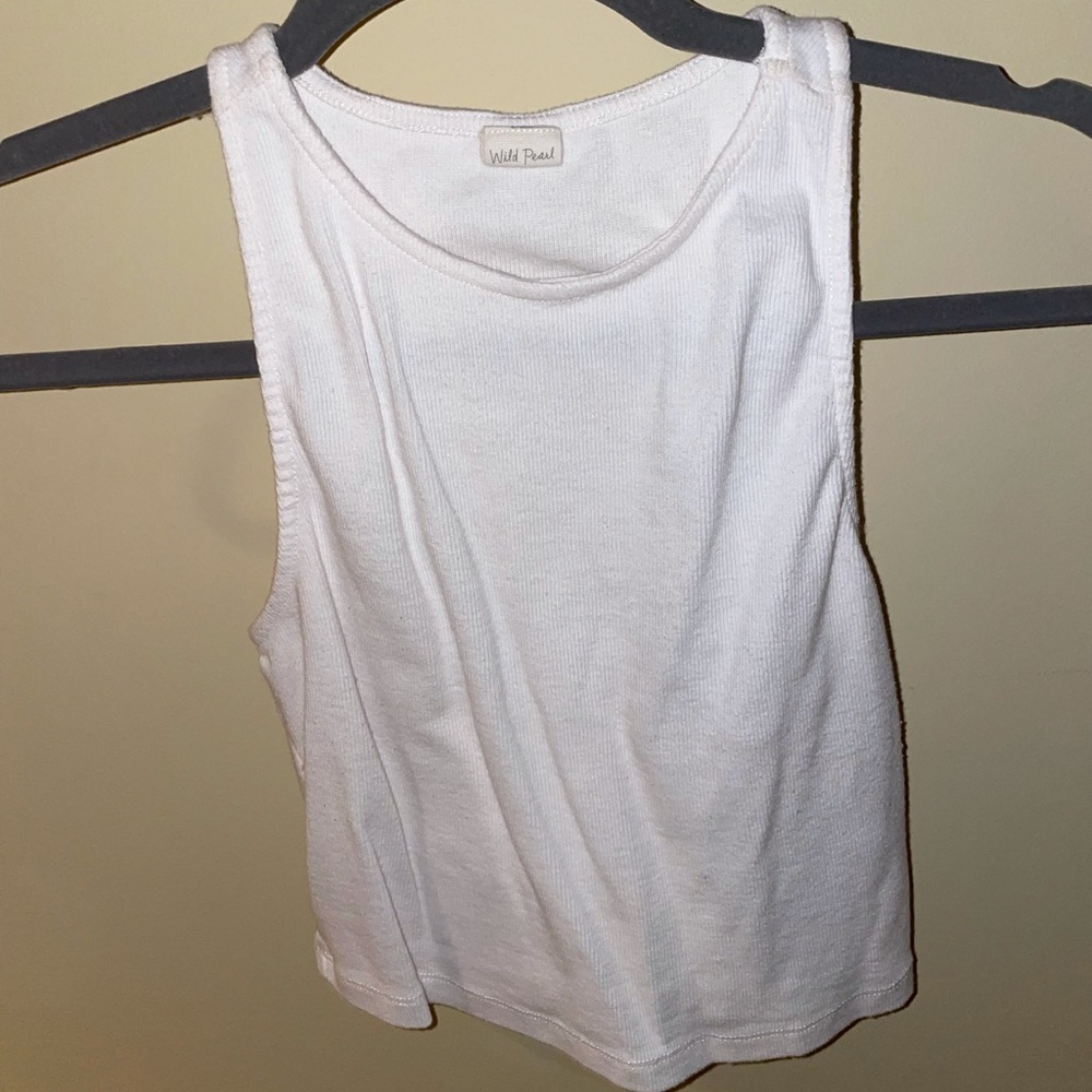 Wild Pearl Ribbed White Cropped Racerback Tank L